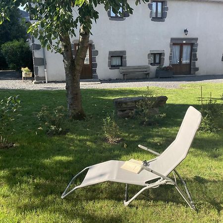 Gite Des Pierres De Barme Olby Exteriér fotografie